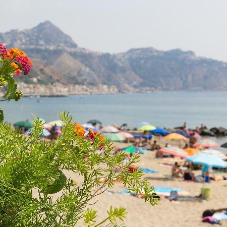 Casa Amica Apartment Giardini Naxos Exterior photo
