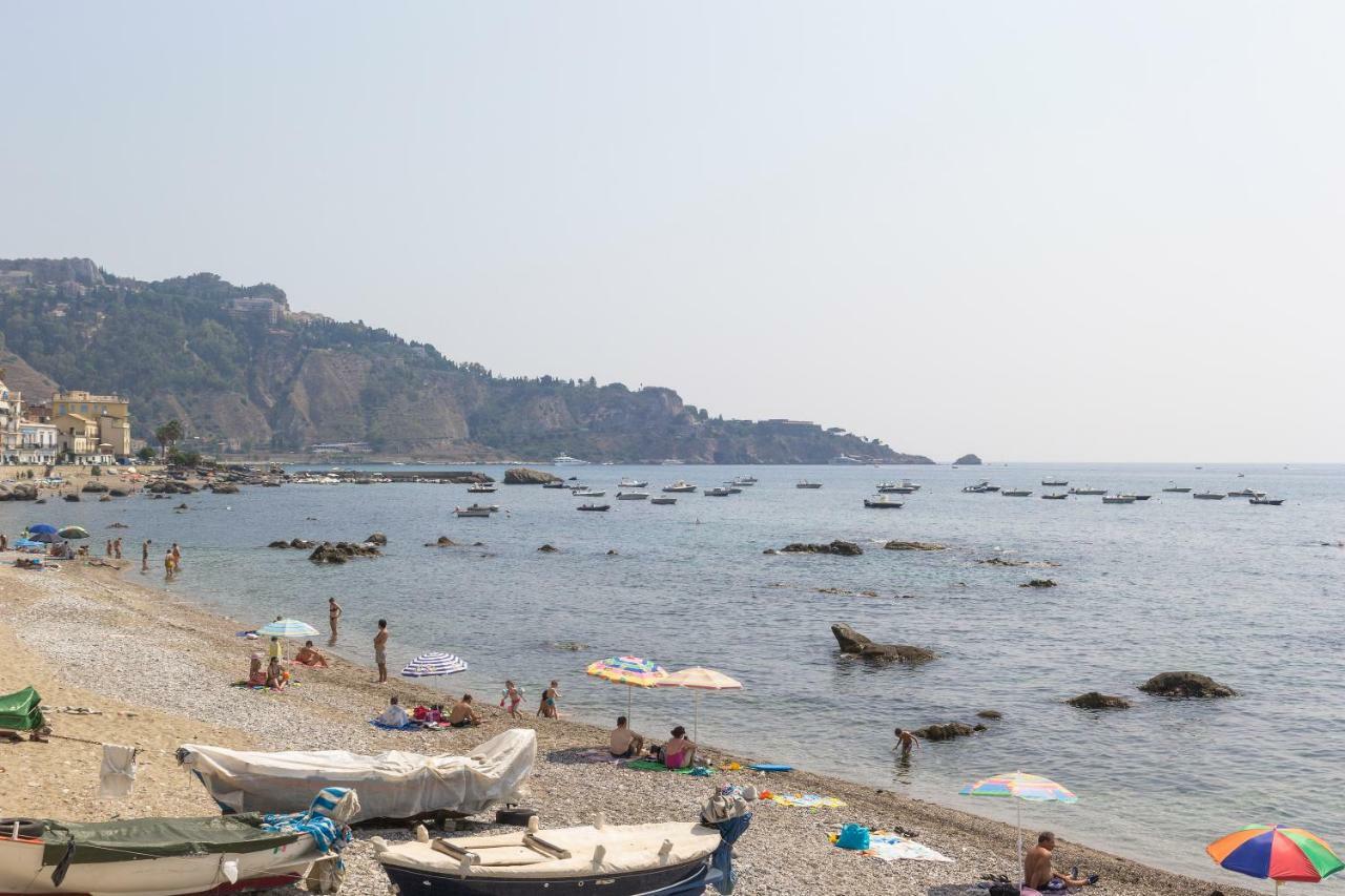 Casa Amica Apartment Giardini Naxos Exterior photo