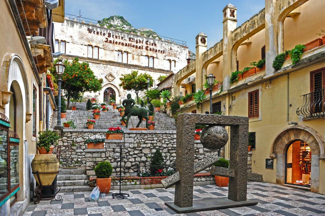 Casa Amica Apartment Giardini Naxos Exterior photo